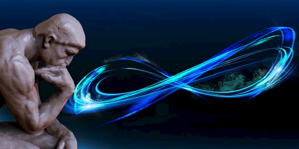 Collage with Auguste Rodin's statue ‘The Thinker’ on the left and a blue glowing infinity loop on the right.