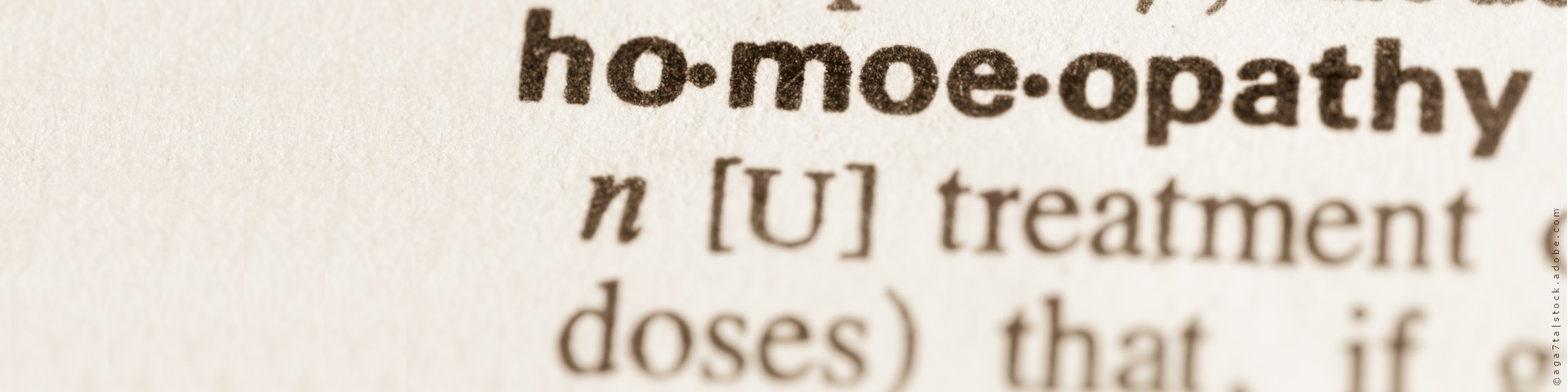 Wörterbuch-Seite mit dem Wort Homeopathy